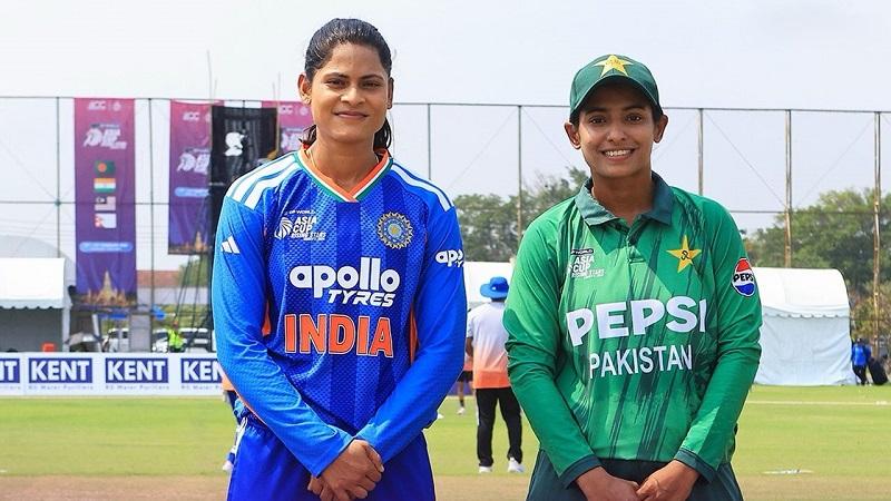 পাকিস্তানকে উড়িয়ে দিলো ভারতের মেয়েরা