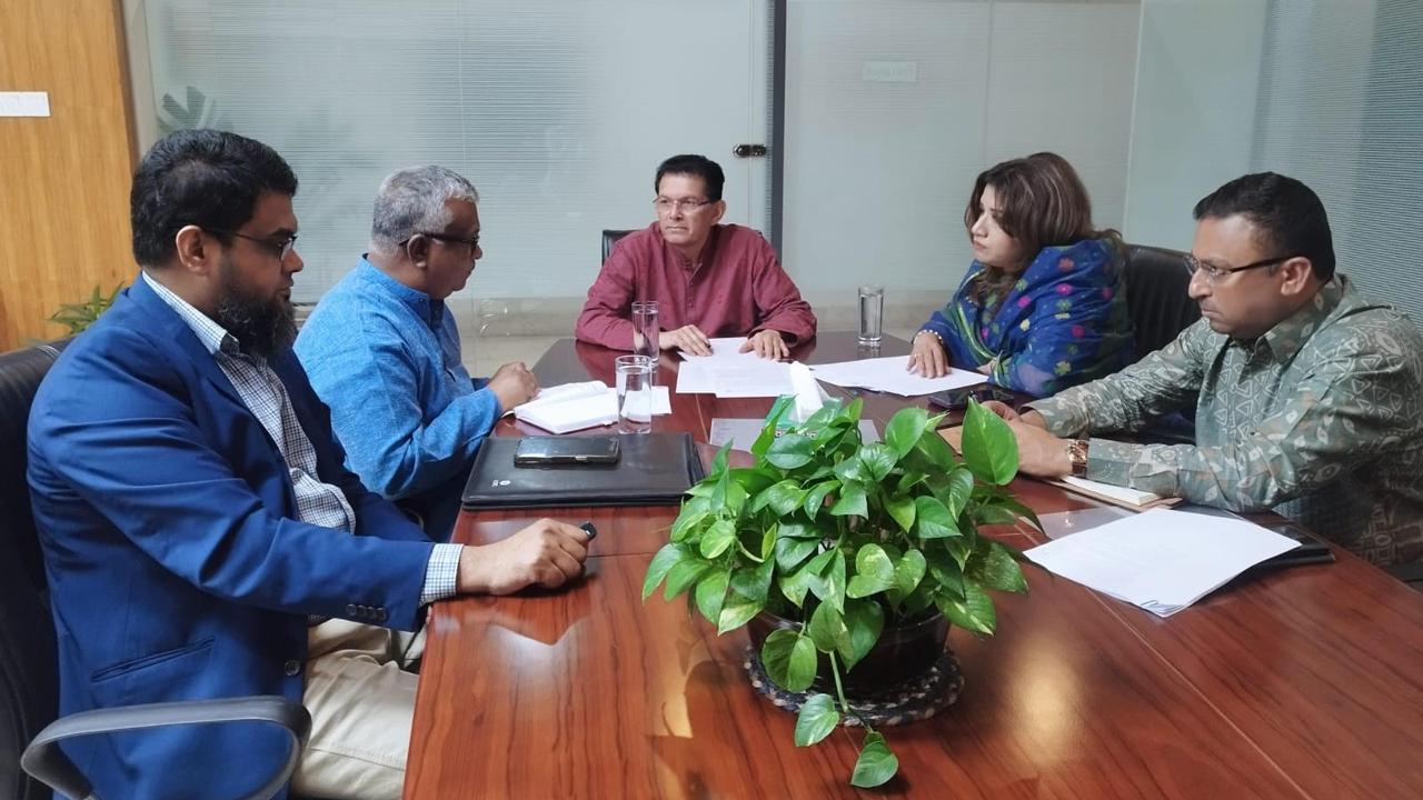 মধ্যপ্রাচ্য প‌রি‌স্থি‌তি‌ : জরু‌রি বৈঠকে যেসব পদ‌ক্ষেপ নিল পররাষ্ট্র মন্ত্রণালয়